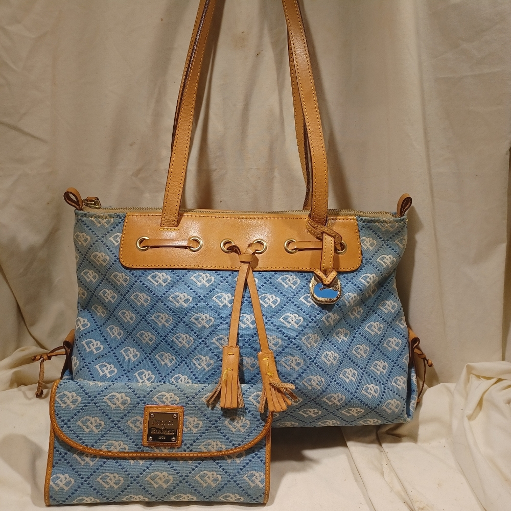 Dooney And Bourke Vintsge Set - image 1